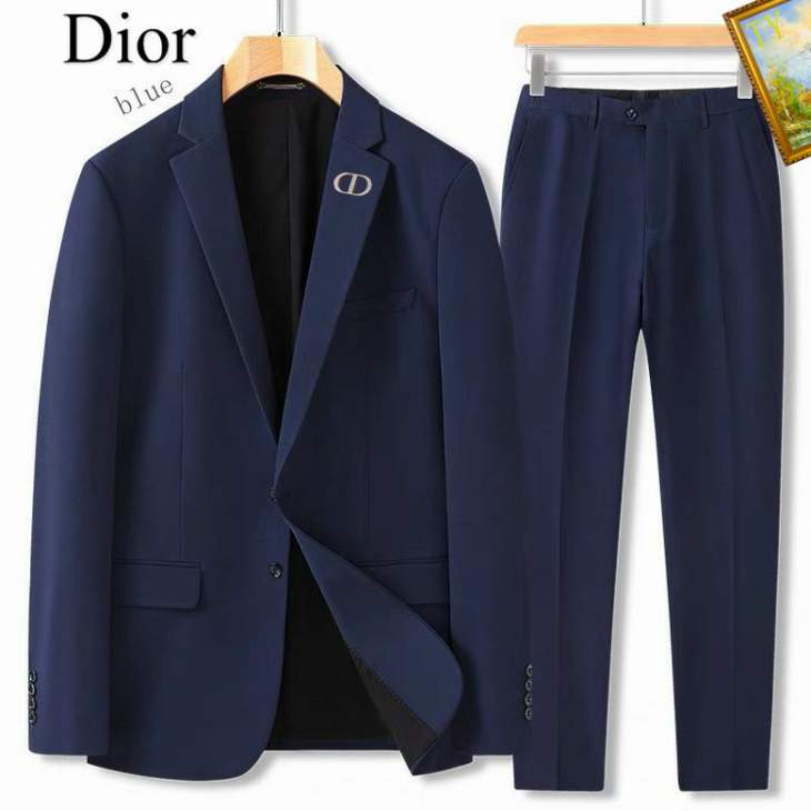 Picture of Dior Sweater Suits _SKUDiorM-3XL25tn10138466